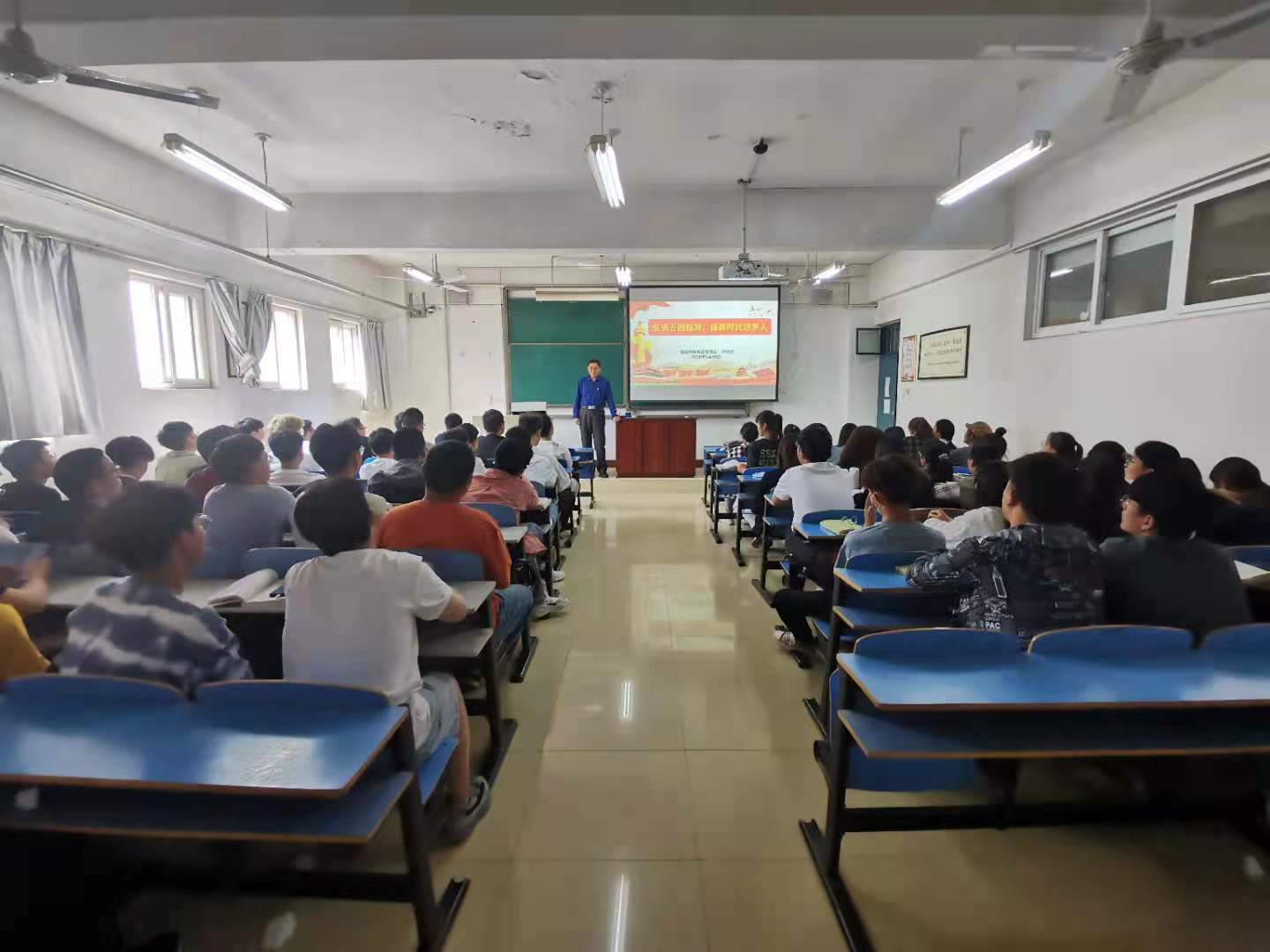 09aa33d421c67de85ee82671b007af3